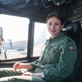 simona maierean 4 22534400 165x165 Simona Maierean   de la prima femeie pilot de Mig 21 la aviatia de transport