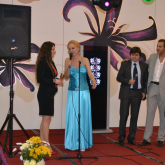  Laura RITES, premiata de Gala FEMEI DE SUCCES 2013 in urma recordului mondial  stabilit in lansarea cu parasuta